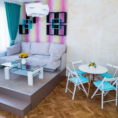 Sofia Central Pretty Apartment מראה חיצוני תמונה