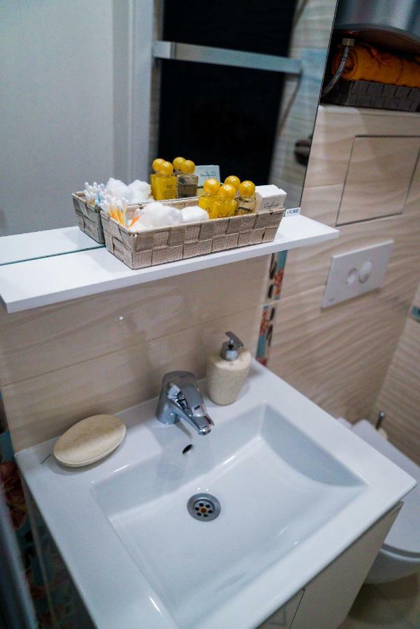 Sofia Central Pretty Apartment מראה חיצוני תמונה