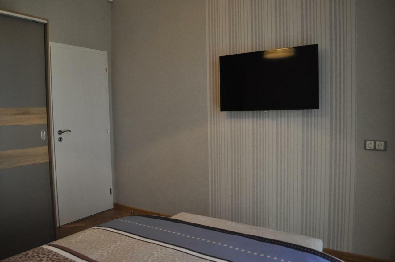 Sofia Central Pretty Apartment מראה חיצוני תמונה
